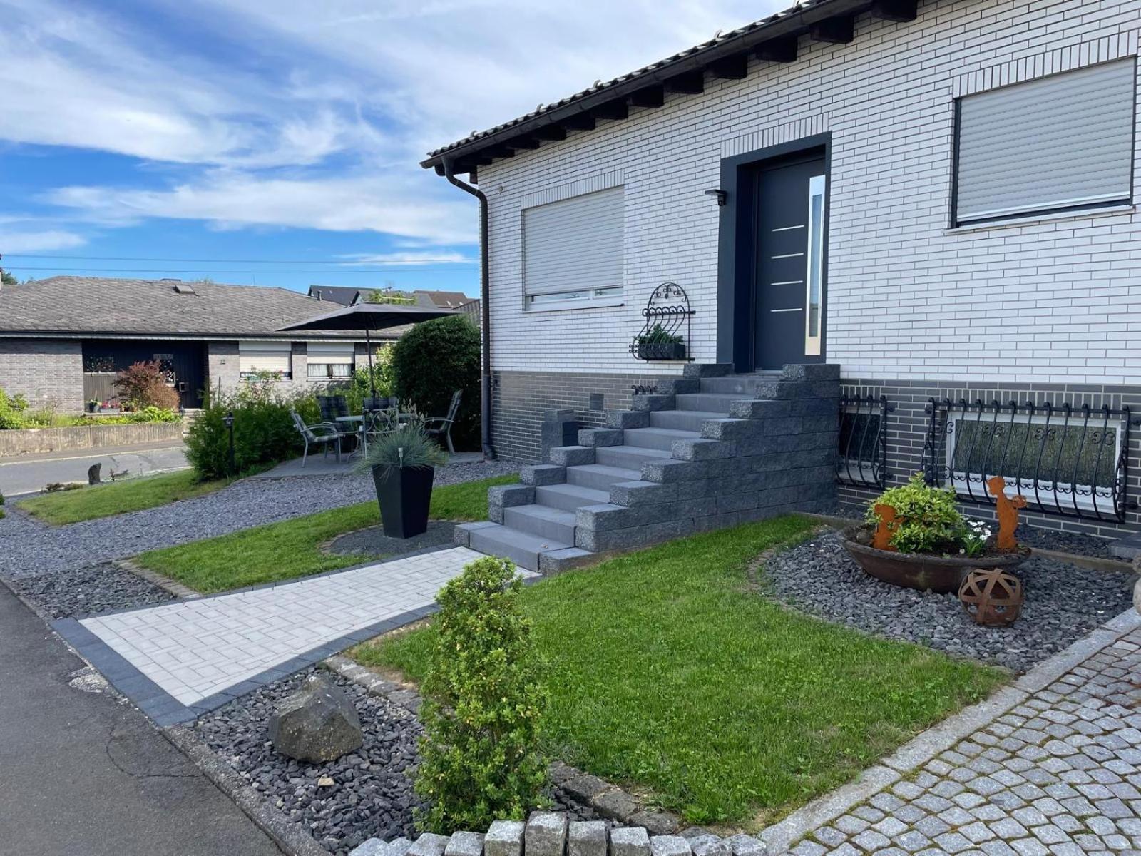 Ferienwohnung Steinstrass Naehe Nuerburgring Kelberg Bagian luar foto